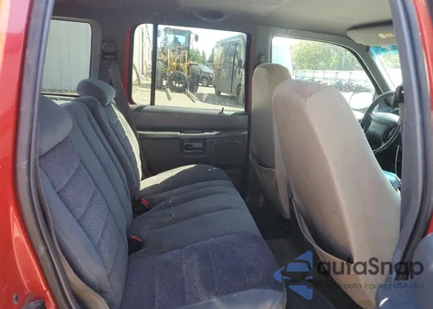 1999 Ford Explorer из США, поврежденный, VIN 1FMZU34E3XZB42542